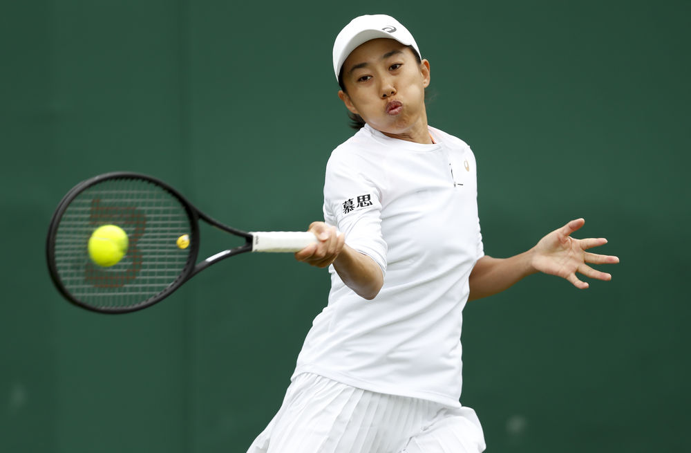 员表现的更 员表现的更