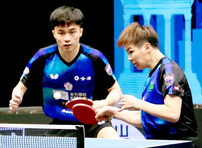 现出了强大 现出了强大