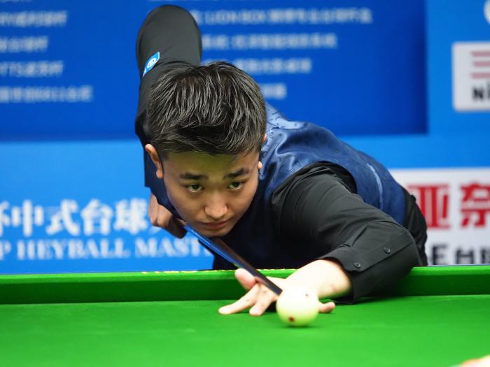 频频站上罚 频频站上罚