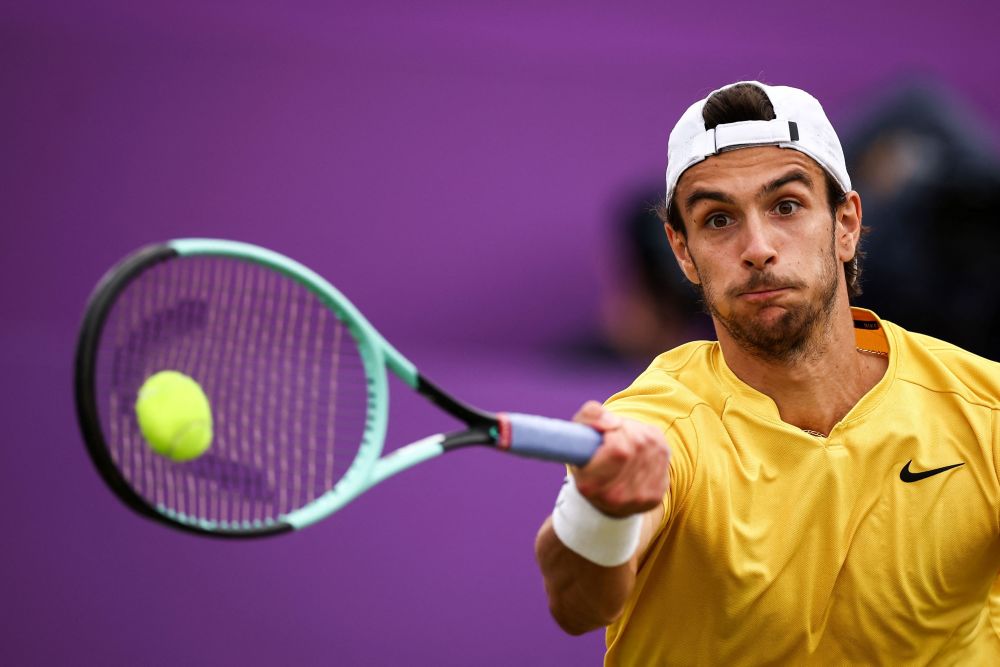 以国内某知 以国内某知